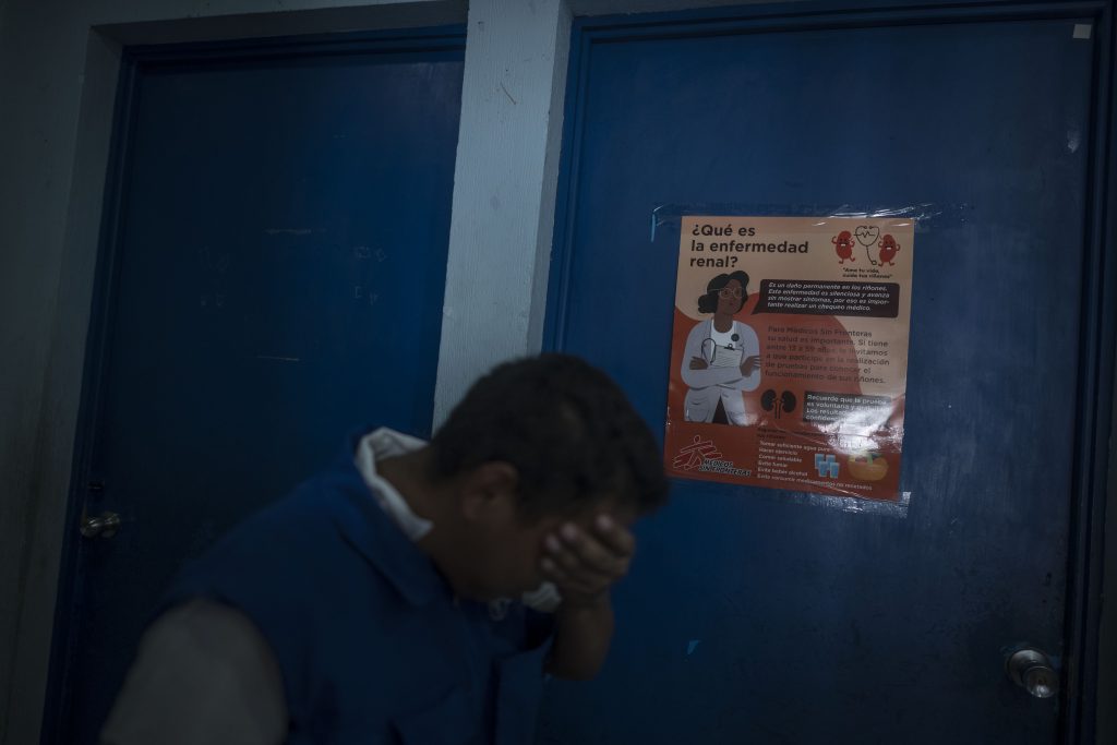 La enfermedad de insuficiencia renal ha crecido exponencialmente en zonas donde se cultiva banano, palma africana y caña de azúcar en Guatemala. Foto: Edwin Bercián.