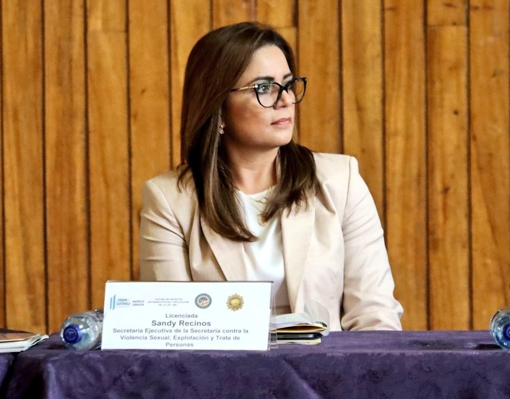 Sandy Recinos fue vicepresidenta de AFI y secretaria de la SVET durante el gobierno de Giammattei.