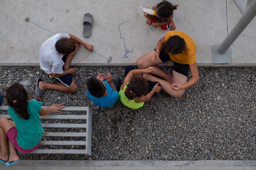 Niños jugando en el Hospitalidad y Solidaridad en la ciudad de Tapachula. FOTO: UNHCR/Jeoffrey Guillemard