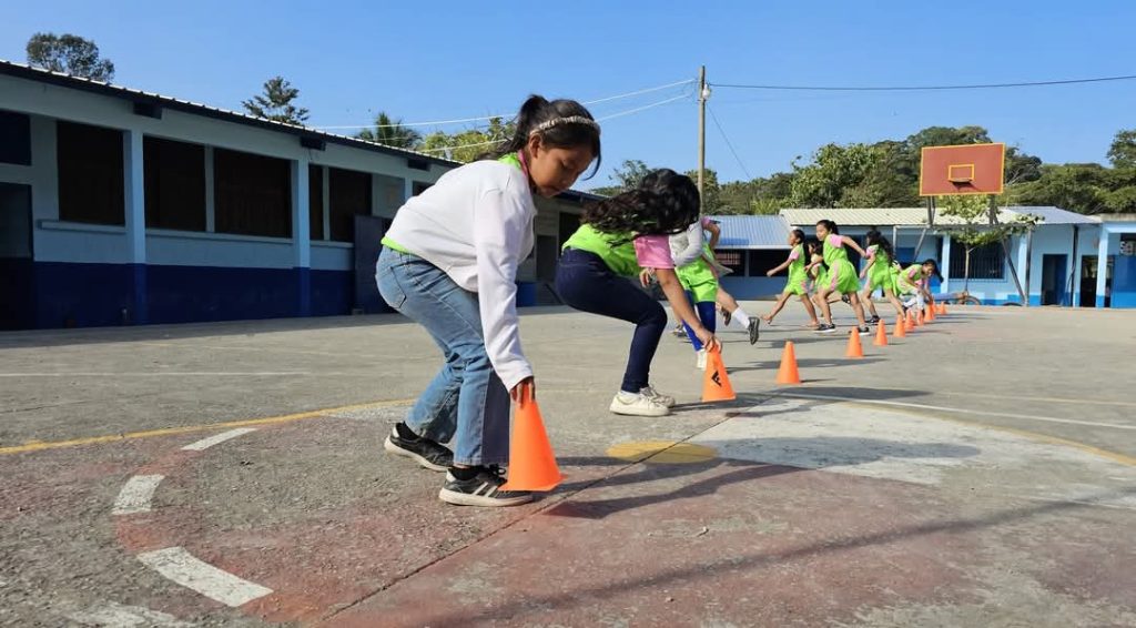 Esta iniciativa fue impulsada en 2017 por la Asociación Ama con niñas de distintos centros educativos. Foto: Cortesía Fundación Ama.