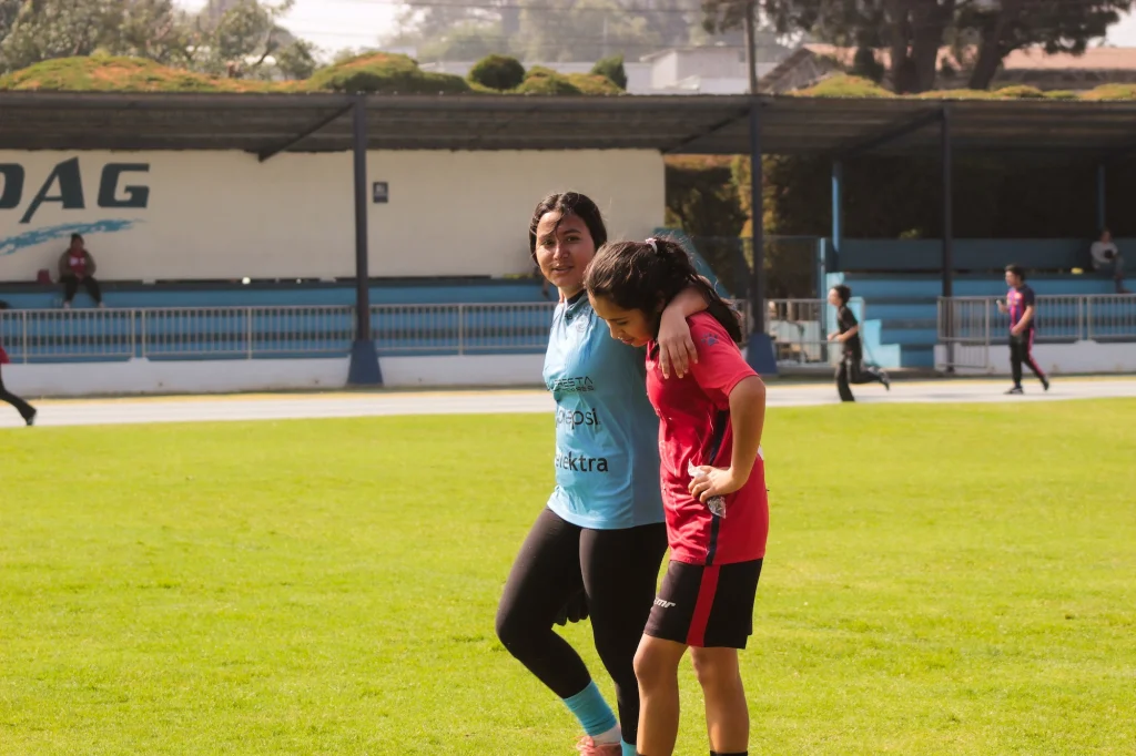 Las jugadoras del Xelajú finalizan su entrenamiento. Foto: Catarina Huix