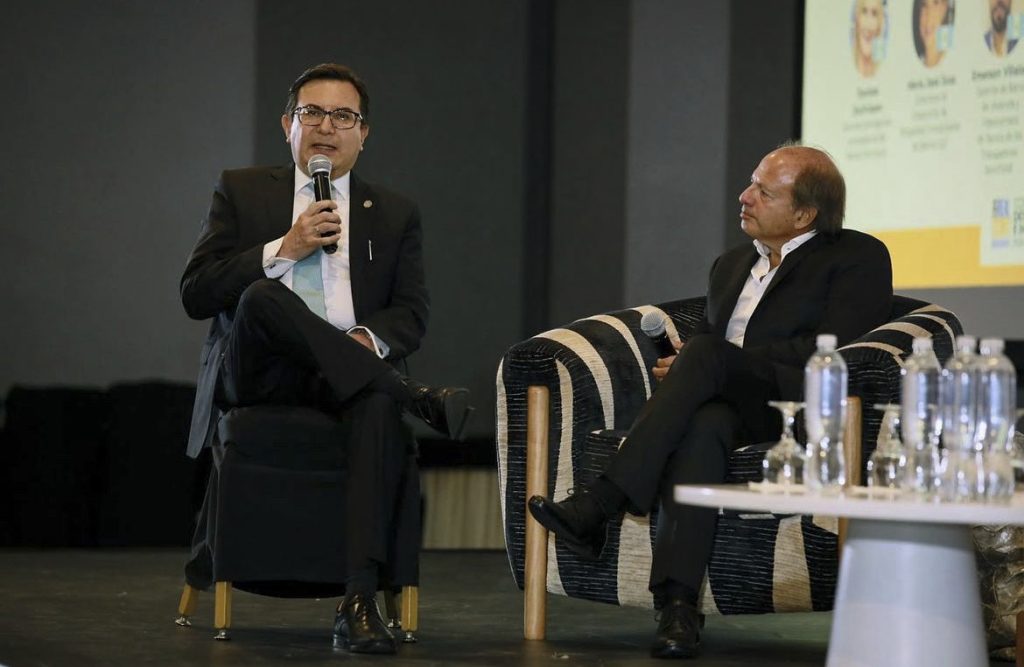 Walter Armendariz asumió como representante de Bernardo Arévalo ante Bantrab en 2024. Foto: Edwin Bercián