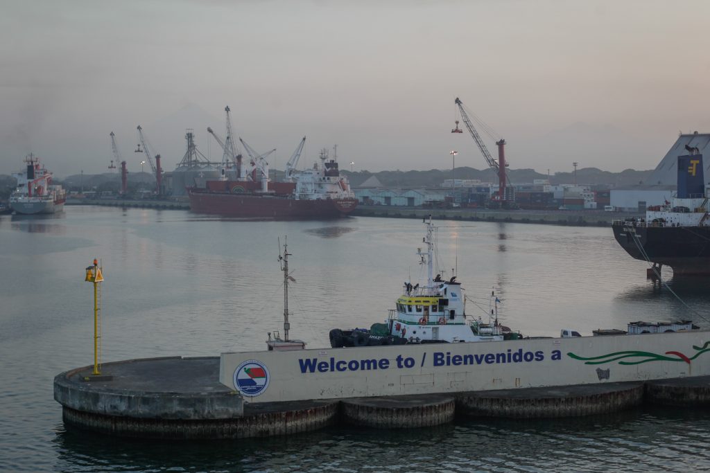 Las grandes potencias, como China y EE.UU. continúan disputando el control de los puertos de Guatemala.
Foto: Edwin Bercián      