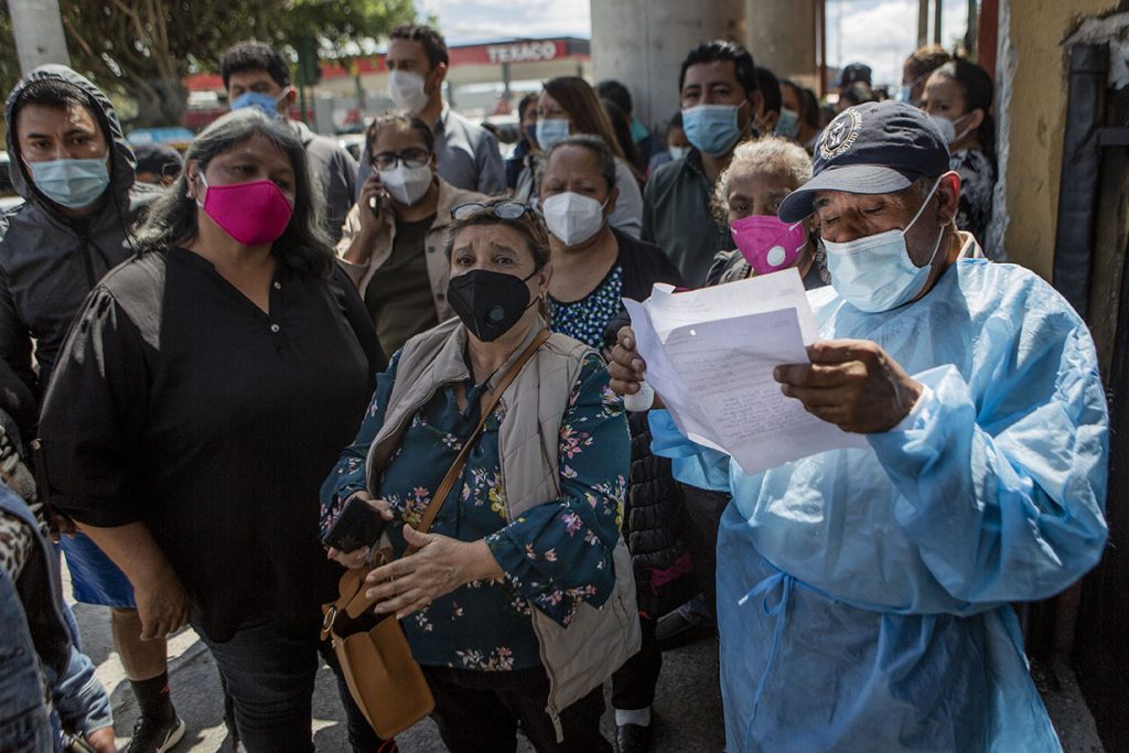 Durante la pandemia, el aumento de secuelas respiratorias llevó a cientos de Covid a ampararse para obtener pirfenidona, pese a que su eficacia para el post covid era incierta. Foto: No Ficción