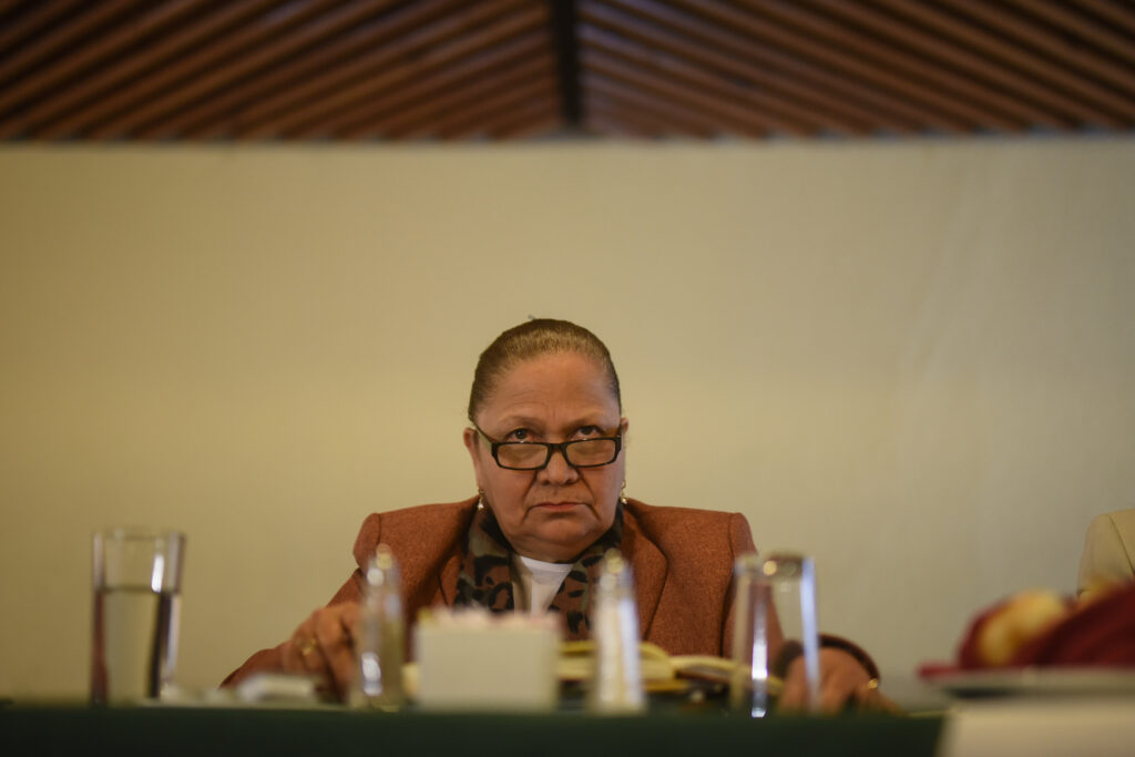 La exfiscal general del Ministerio Público, Consuelo Porras, es captada durante un conversatorio el 15 de mayo de 2018. Foto/Edwin Bercián
