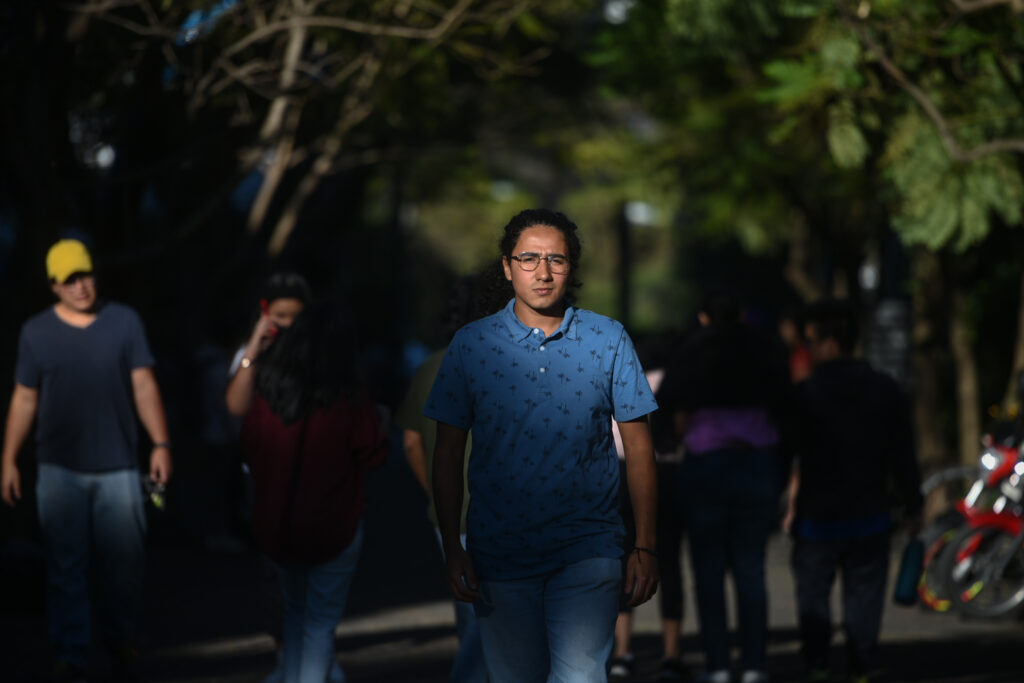 Camilo García, exrepresentante estudiantil ante el Consejo Superior Universitario, se convirtió en uno de los rostros más visibles de la oposición a la administración de Walter Mazariegos dentro de la Usac. Foto/Edwin Bercián